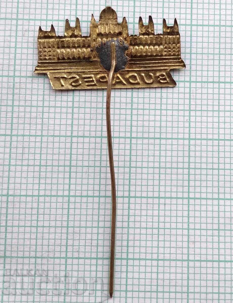 Auction  17836 Badge - Budapest