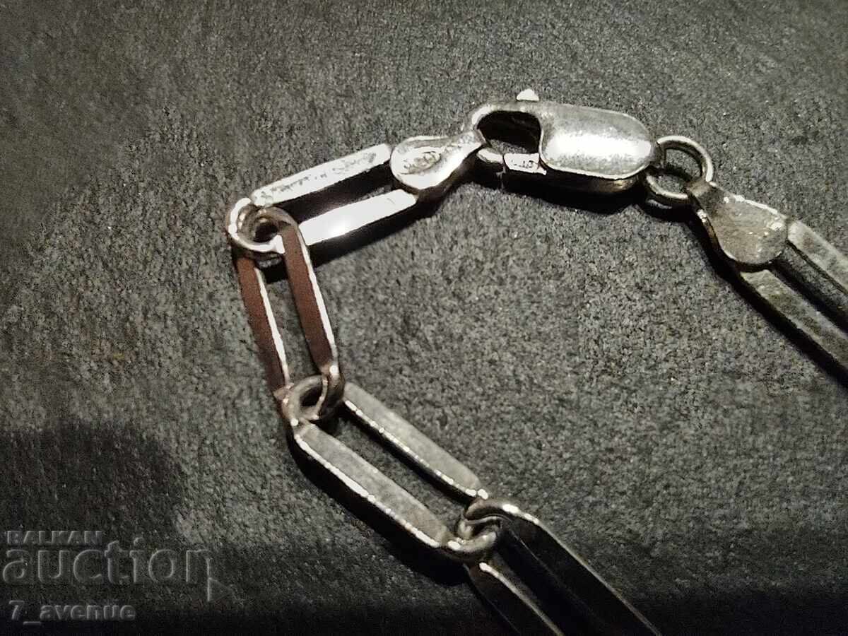 Silver necklace and bracelet, 925, 21.01.2025 with price 150.00 BGN | € 76.69 Silver necklace and bracelet, 925, 21.01.2025 with price 150.00 BGN | € 76.69