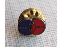 17863 Badge - Cités Unies France