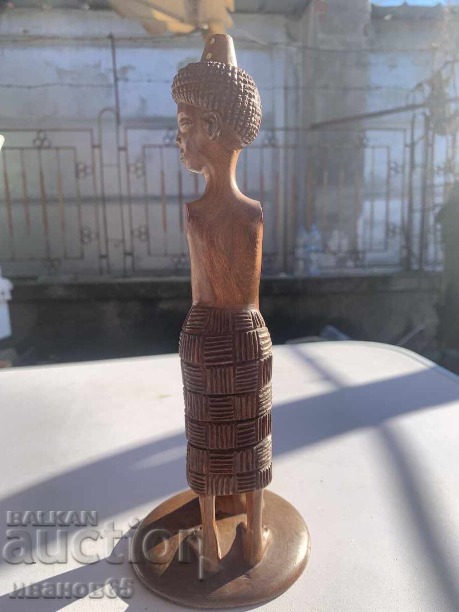 Auction wooden figure Auction wooden figure