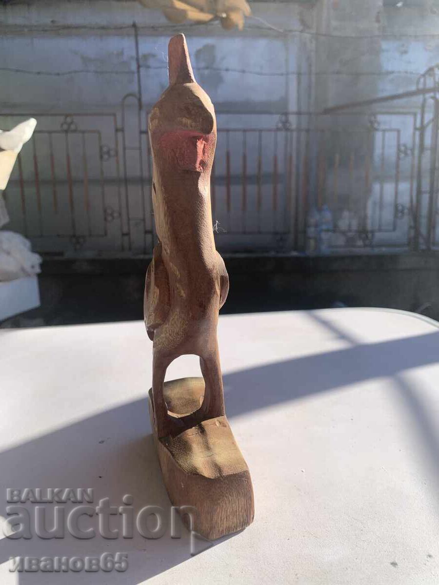 Licitație figură de lemn a unui cocoș Licitație figură de lemn a unui cocoș