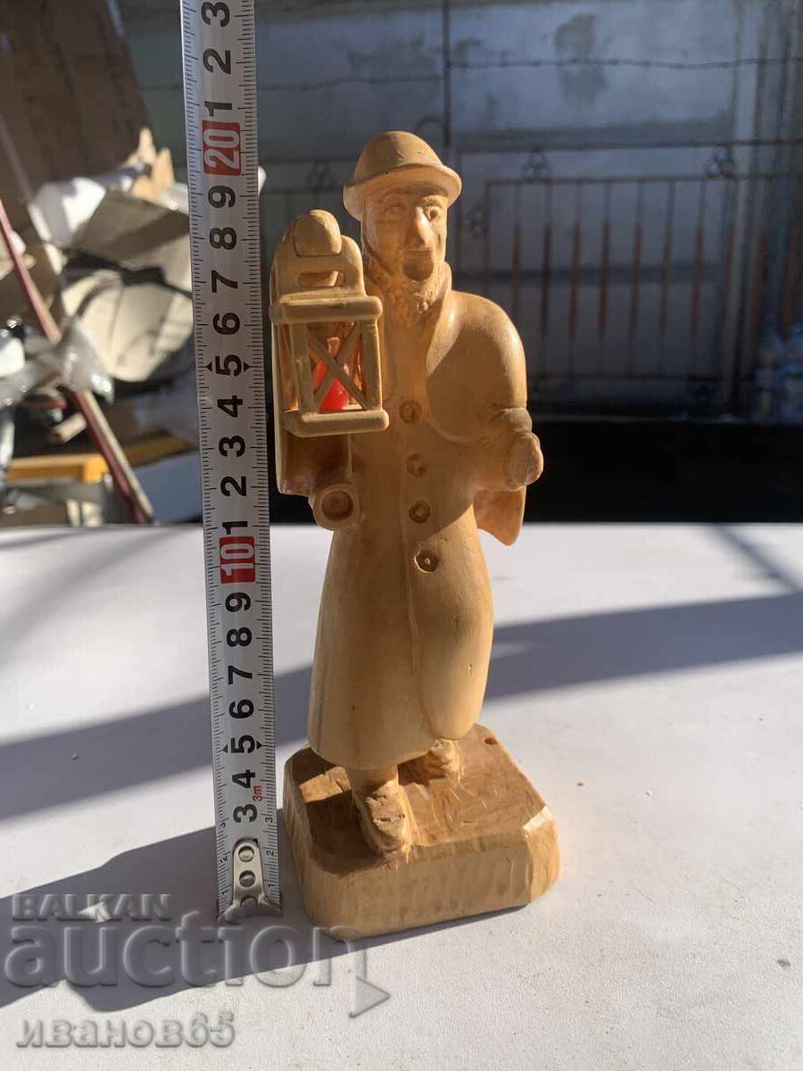 wooden figure with price 25.00 BGN | € 12.78 wooden figure with price 25.00 BGN | € 12.78