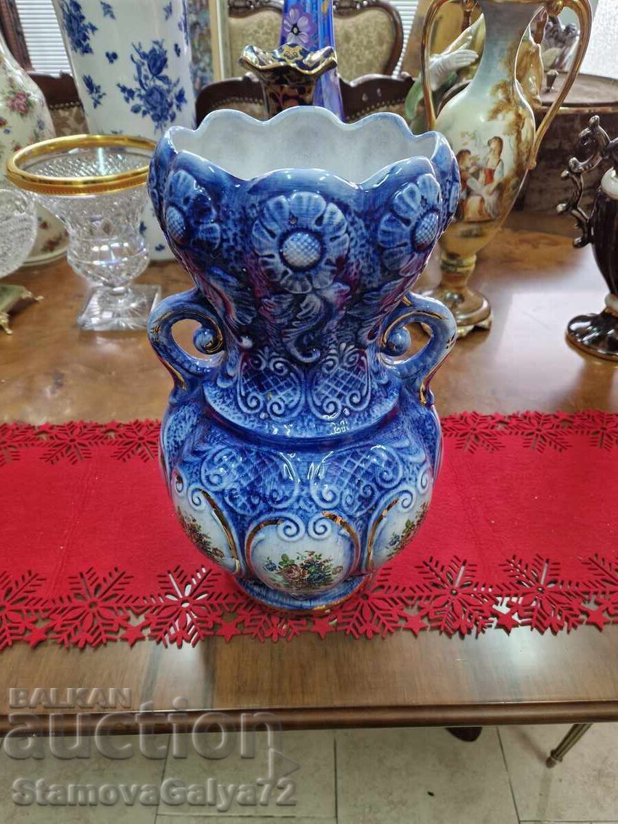 Great large Italian porcelain vase with price 198.00 BGN | € 101.24 Great large Italian porcelain vase with price 198.00 BGN | € 101.24