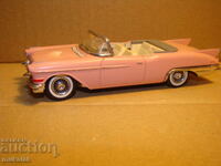 1:43 SOLIDO CADILLAC ELDORADO MODEL DE JUCARIE CARUCIOLU