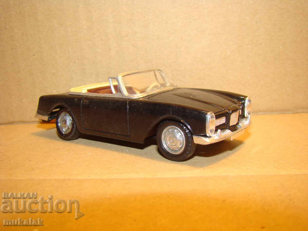Auction  1:43 SOLIDO FACEL VEGA CAR TOY MODEL