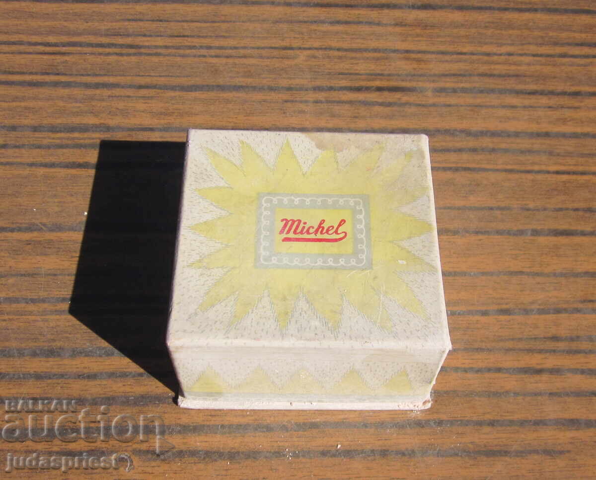 Δημοπρασία vintage Michel French γυναικεία πούδρα σε κουτί Δημοπρασία vintage Michel French γυναικεία πούδρα σε κουτί