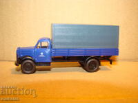 BREKINA H0 1/87 BORGWARD TRUCK MODEL TROLLEY TOY