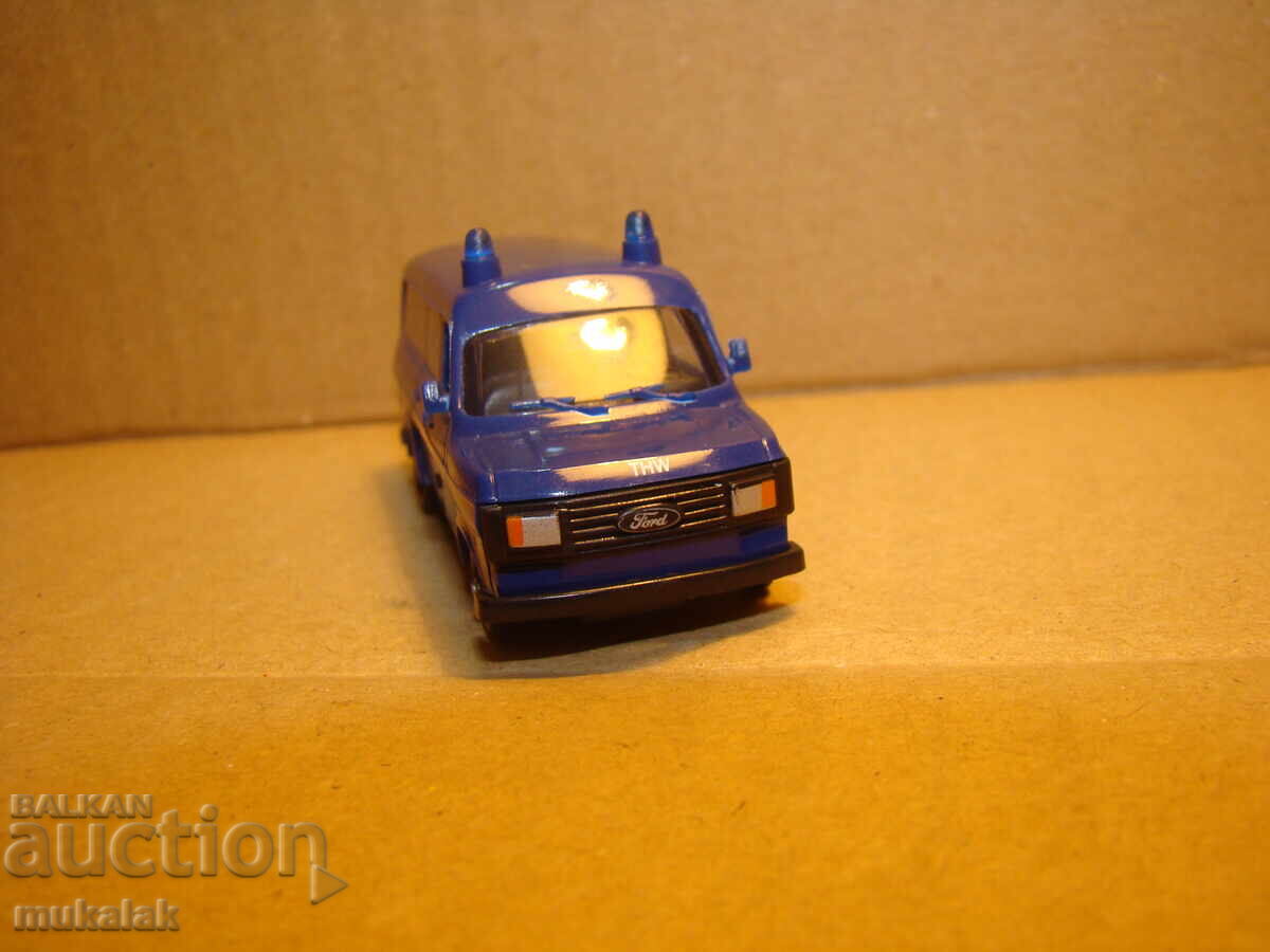 Auction PRALINE H0 1/87 FORD TRANSIT MODEL CARRIAGE TOY Auction PRALINE H0 1/87 FORD TRANSIT MODEL CARRIAGE TOY