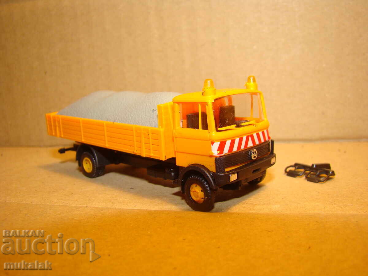 Δημοπρασία ΚΑΡΟΤΣΙ ΦΟΡΤΗΓΟΥ PRALINE H0 1/87 MERCEDES BENZ ΜΟΝΤΕΛΟ Δημοπρασία ΚΑΡΟΤΣΙ ΦΟΡΤΗΓΟΥ PRALINE H0 1/87 MERCEDES BENZ ΜΟΝΤΕΛΟ