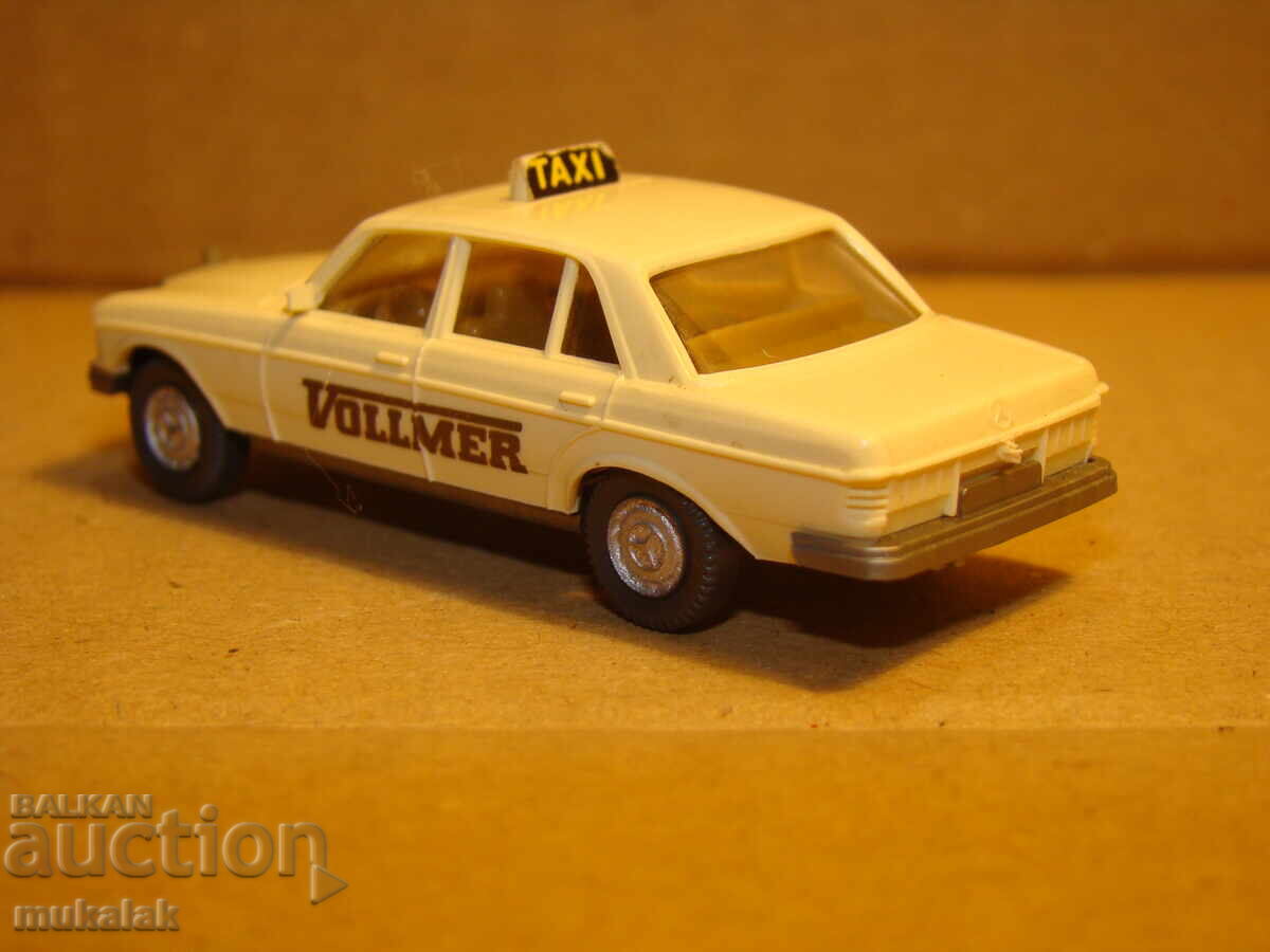Delivery of WIKING H0 1/87 MERCEDES BENZ TAXI TAXI MODEL TROLLEY Delivery of WIKING H0 1/87 MERCEDES BENZ TAXI TAXI MODEL TROLLEY