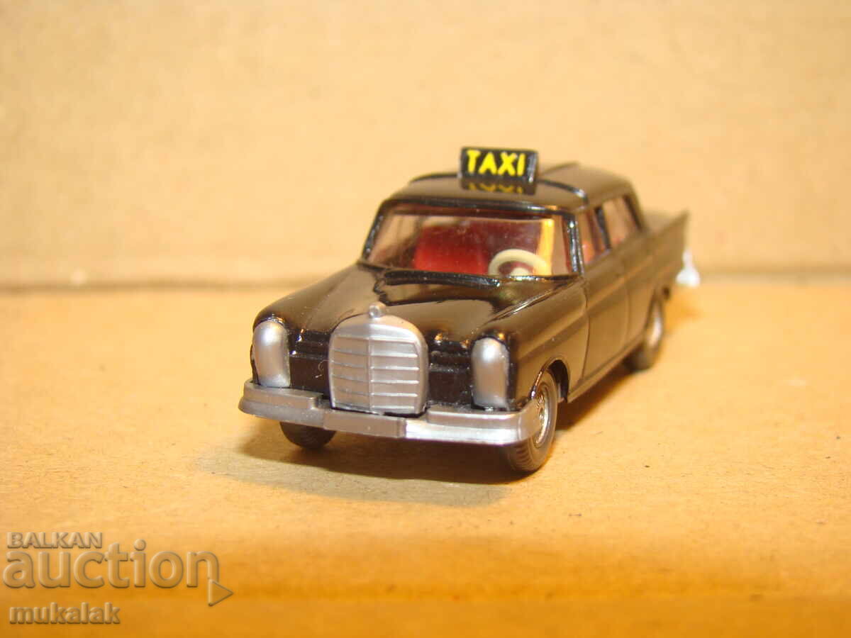 WIKING H0 1/87 MERCEDES BENZ TAXI TAXI MODEL TROLLEY with price 10.00 BGN | € 5.11