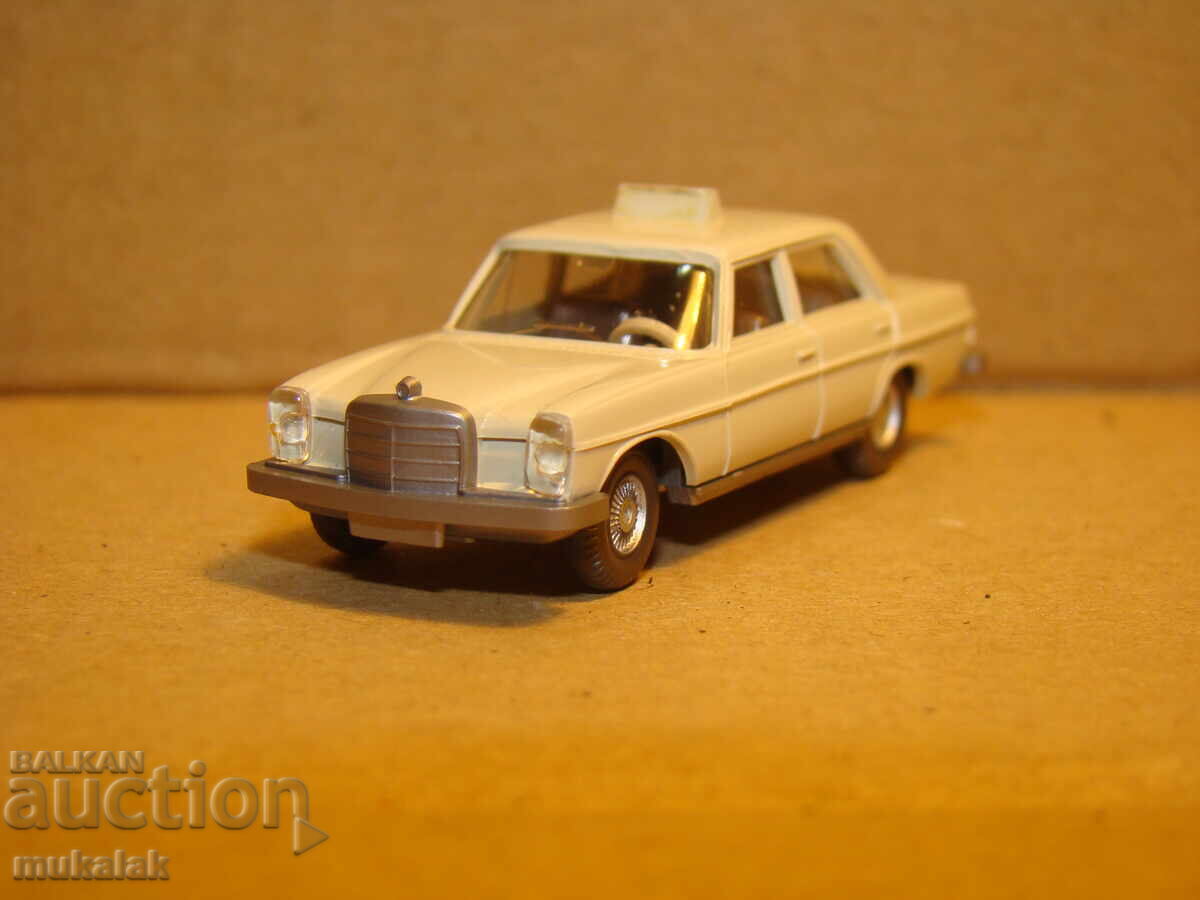 WIKING H0 1/87 MERCEDES BENZ TAXI TAXI MODEL TROLLEY with price 10.00 BGN | € 5.11 WIKING H0 1/87 MERCEDES BENZ TAXI TAXI MODEL TROLLEY with price 10.00 BGN | € 5.11