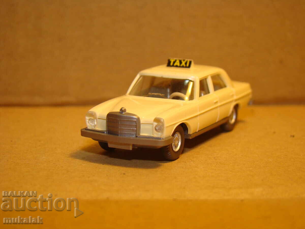 WIKING H0 1/87 MERCEDES BENZ TAXI TAXI MODEL TROLLEY with price 10.00 BGN | € 5.11