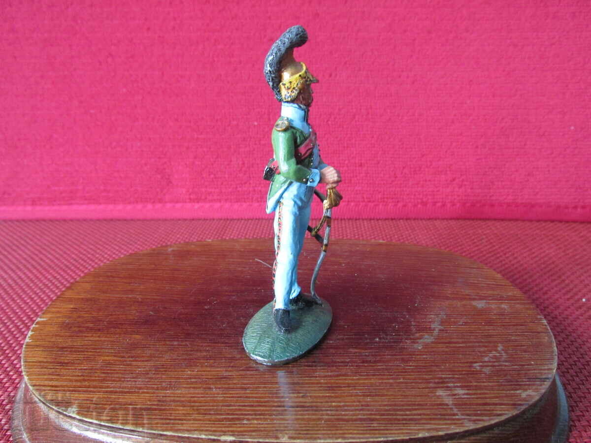 Доставка на Войник на DelPrado Доставка на Войник на DelPrado