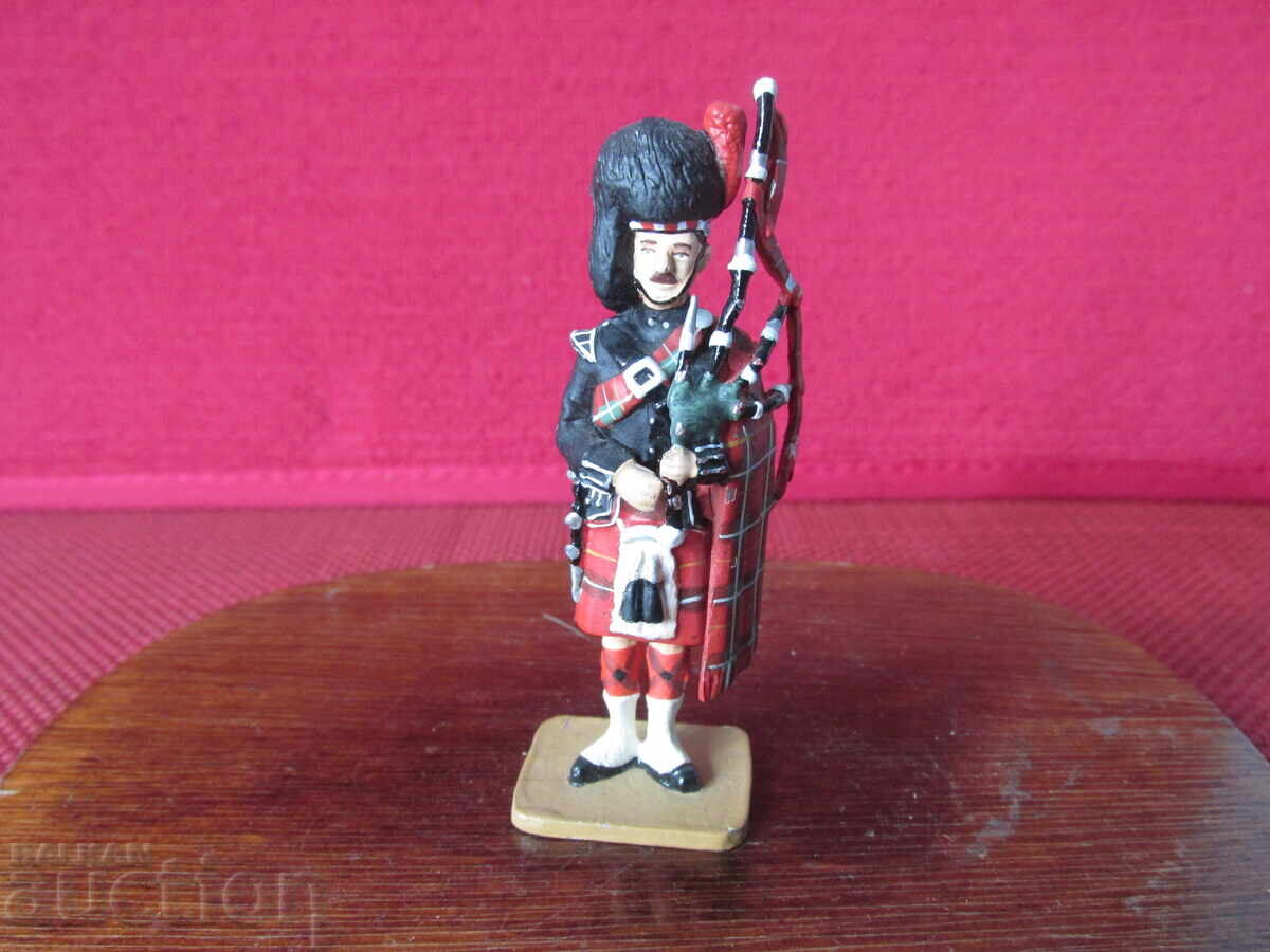 DelPrado Soldier DelPrado Soldier