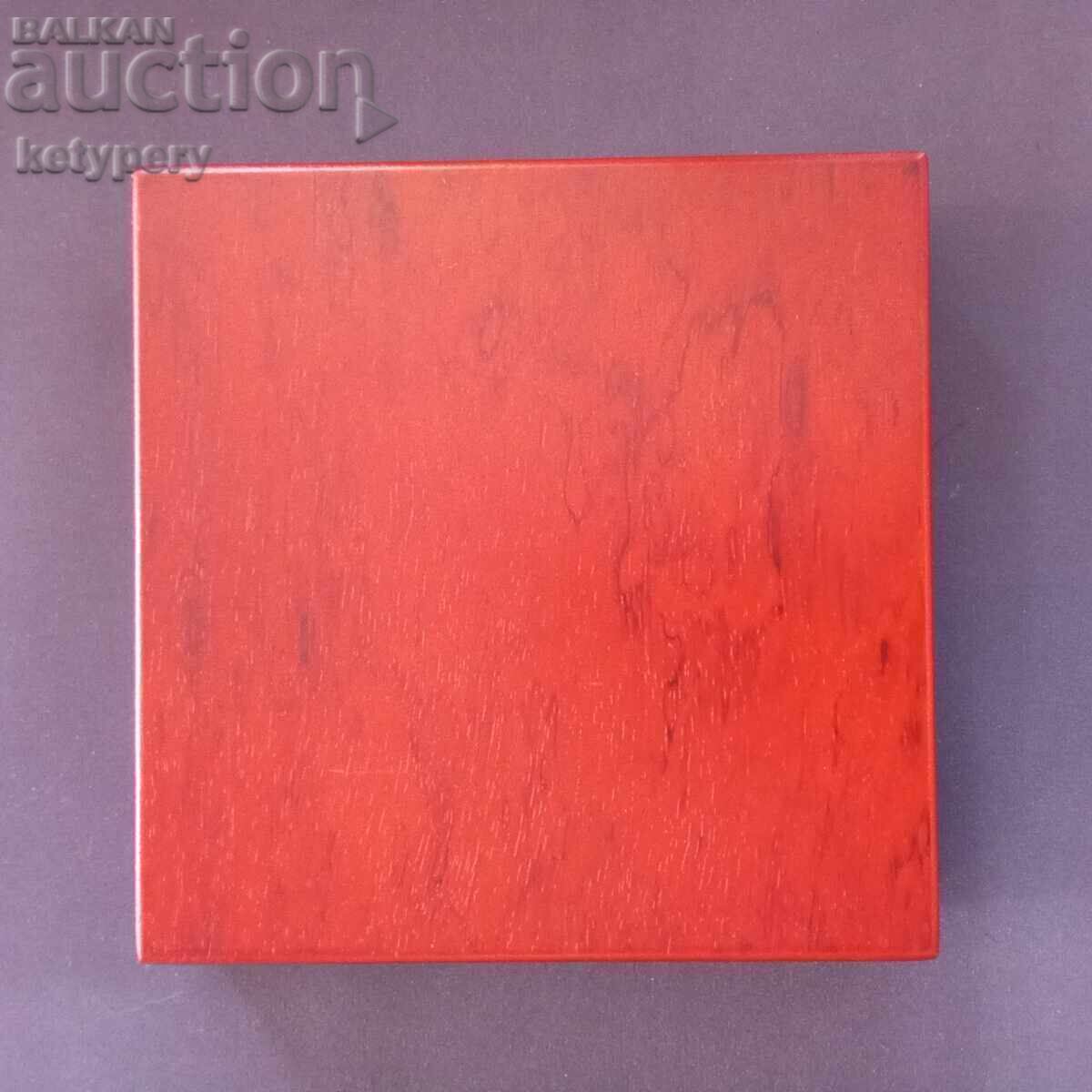 Κουτί για 4 ασημένια νομίσματα 1 ουγκιά με τιμή € 8.00 | 15.65 BGN