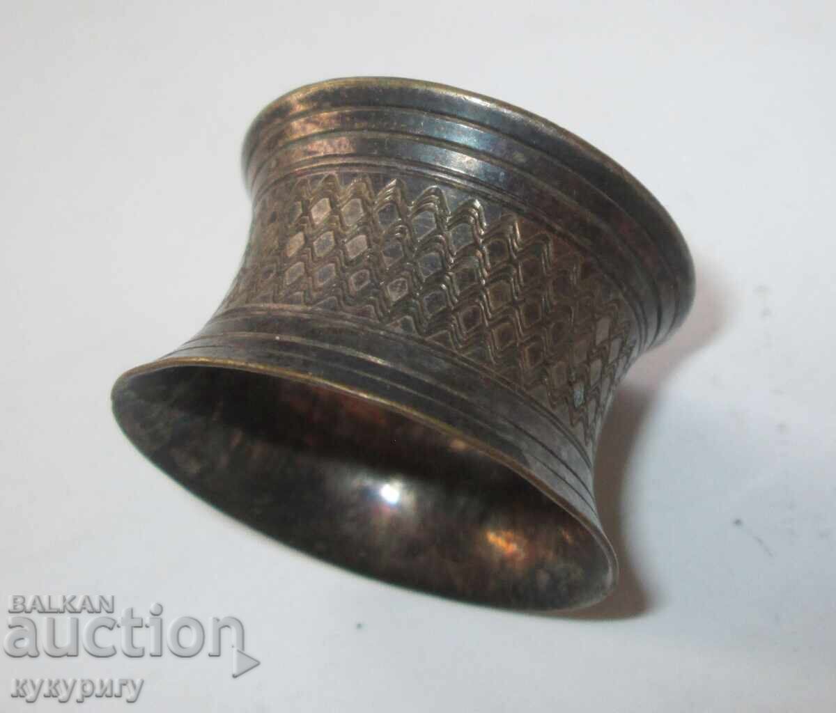 Delivery of Old German small napkin holder WMF I/O Delivery of Old German small napkin holder WMF I/O