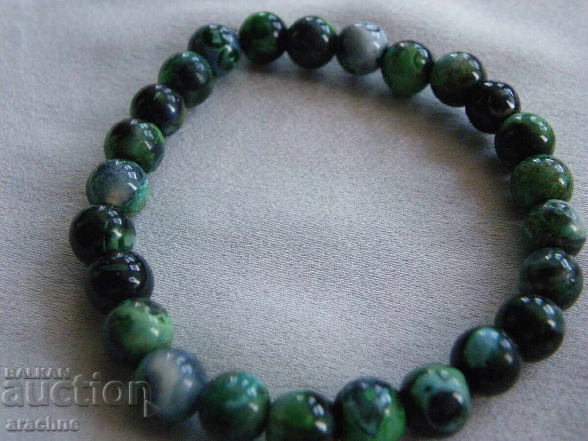 Livrarea Bratara multicolora din jad Sayan, Rusia Livrarea Bratara multicolora din jad Sayan, Rusia