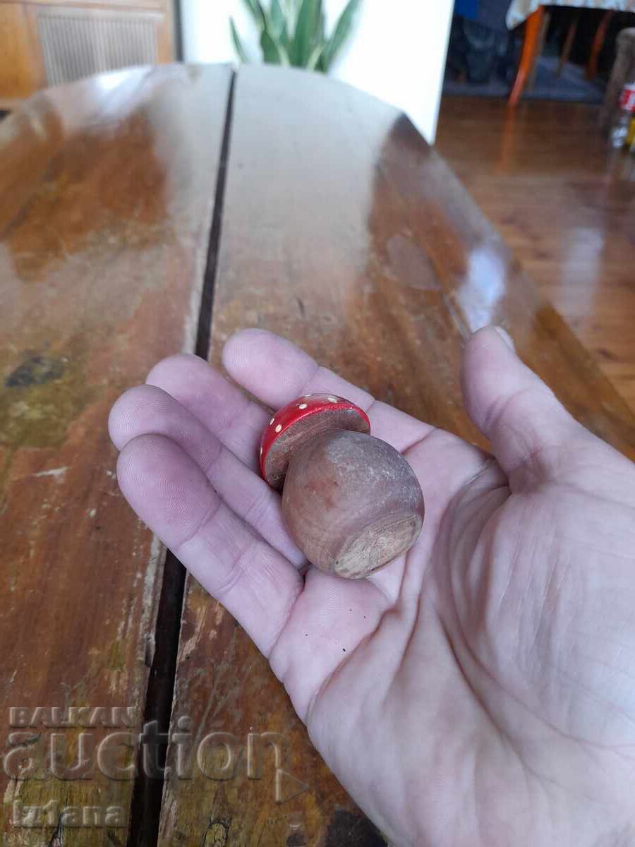 Delivery of Old wooden sponge Pencil case