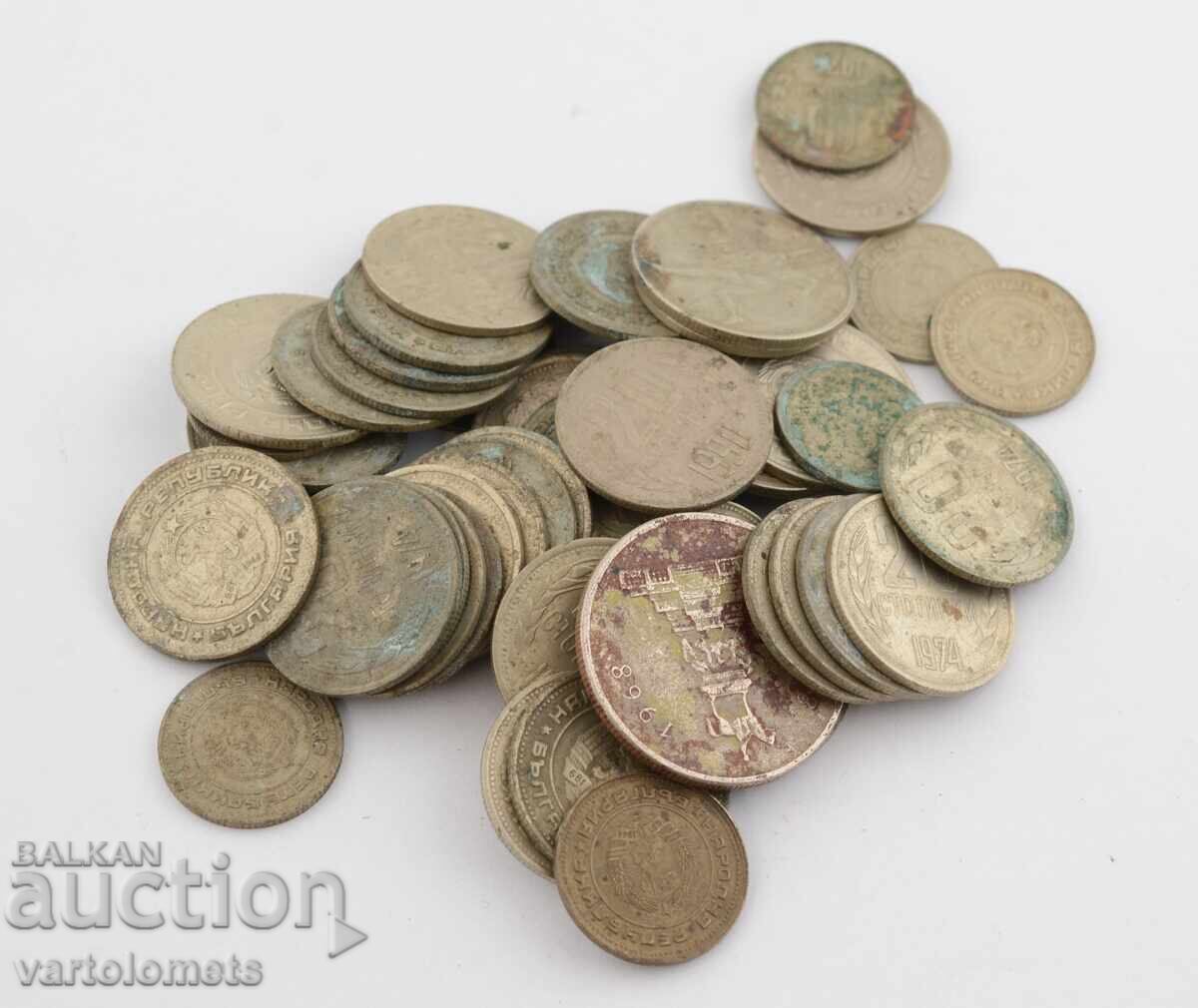 Παρτίδα 50 τμχ. νομίσματα - Βουλγαρία › Λαϊκή Δημοκρατία, κοινωνικό με τιμή 12.00 BGN | € 6.14