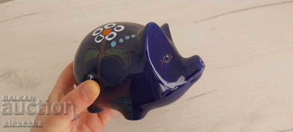 Retro piggy bank with price 17.00 BGN | € 8.69