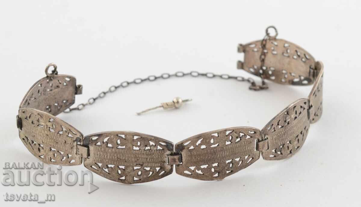 Delivery of Silver bracelet, openwork, 14.8 g. - Kingdom of Bulgaria Delivery of Silver bracelet, openwork, 14.8 g. - Kingdom of Bulgaria