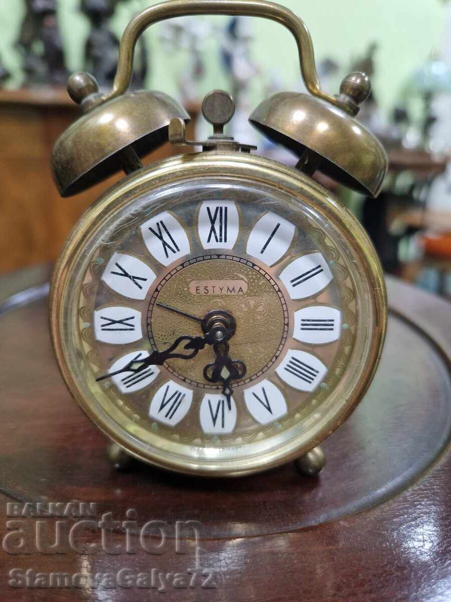 Аукцион Чудесен антикварен колекционерски бронзов будилник Аукцион Чудесен антикварен колекционерски бронзов будилник