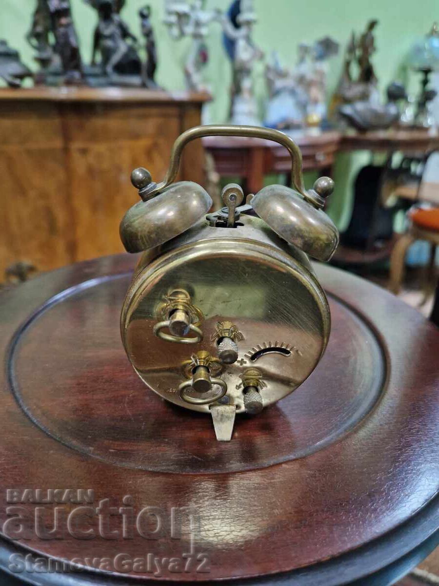 Чудесен антикварен колекционерски бронзов будилник - 6 Чудесен антикварен колекционерски бронзов будилник - 6
