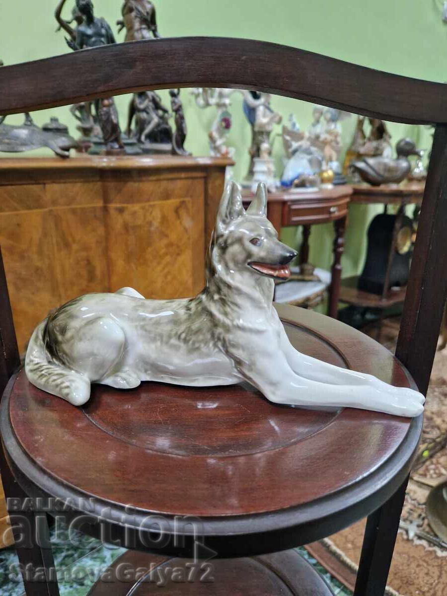 Σπάνια αντίκα συλλεκτική ρωσική φιγούρα πορσελάνης LFZ με τιμή 189.00 BGN | € 96.63 Σπάνια αντίκα συλλεκτική ρωσική φιγούρα πορσελάνης LFZ με τιμή 189.00 BGN | € 96.63