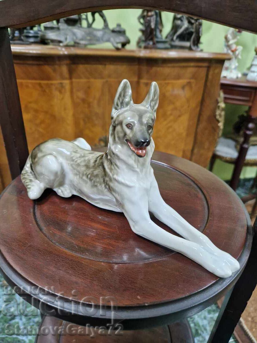 Аукцион Рядка антикварна колекционерска руска порцеланова фигура ЛФЗ