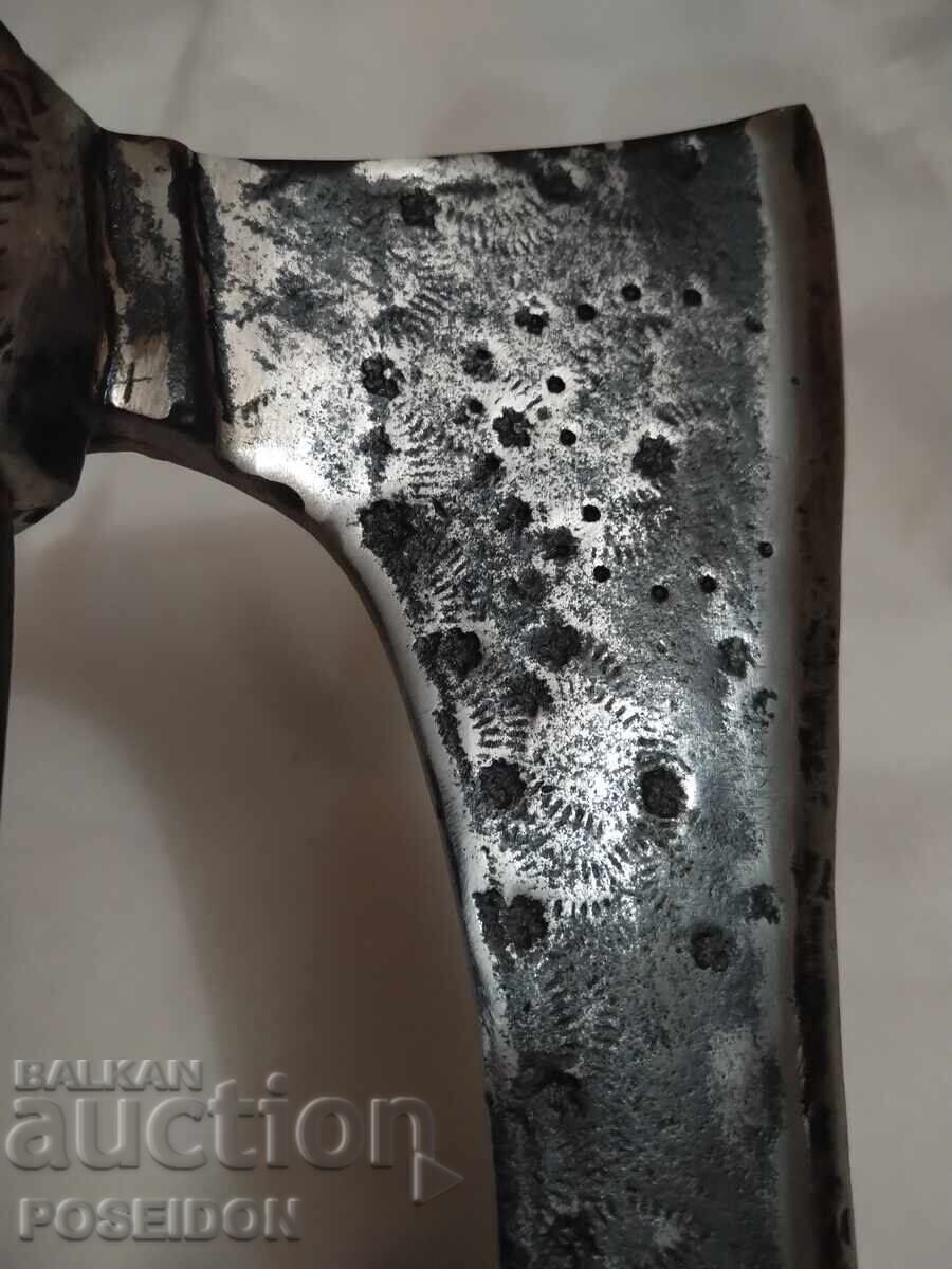 AXE CROSS - 7 AXE CROSS - 7