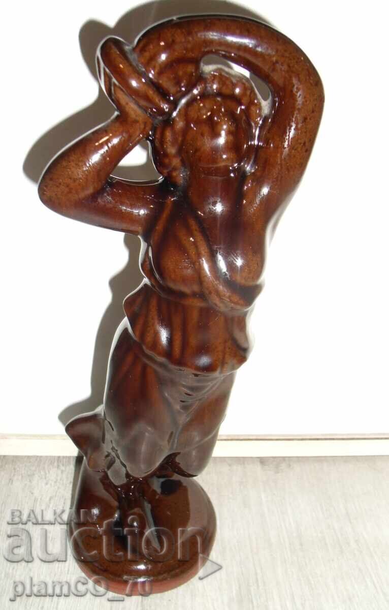 No.*7846 old ceramic figure with price 20.00 BGN | € 10.23 No.*7846 old ceramic figure with price 20.00 BGN | € 10.23