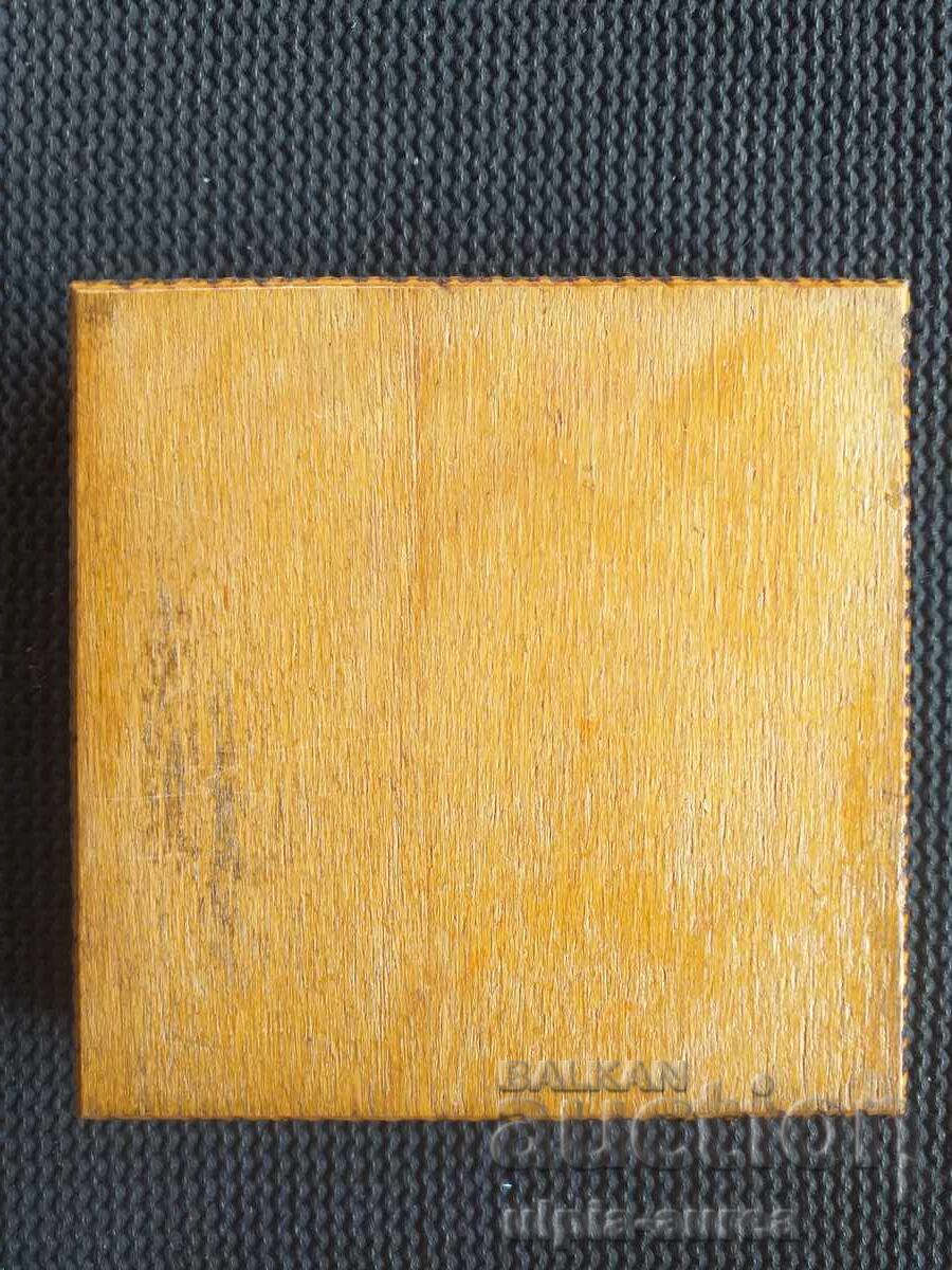 Auction Soc Snuffbox Pyrographed Auction Soc Snuffbox Pyrographed