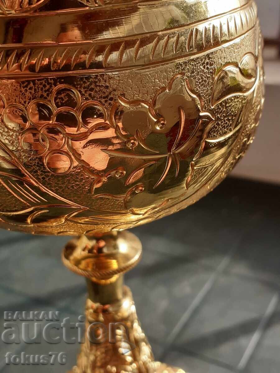 Delivery of Goblet chalice religious cup gilding