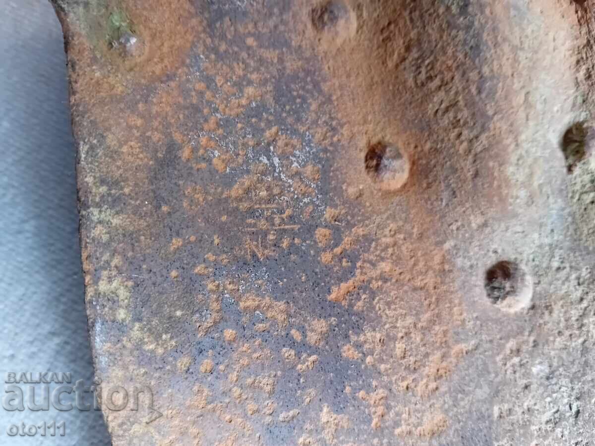 OLD MILITARY SHOVEL -PSV - 5 OLD MILITARY SHOVEL -PSV - 5