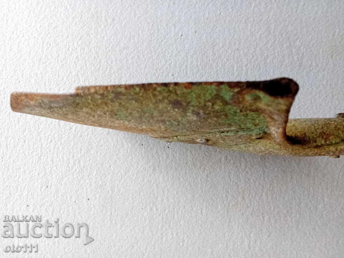 OLD MILITARY SHOVEL -PSV - 6 OLD MILITARY SHOVEL -PSV - 6
