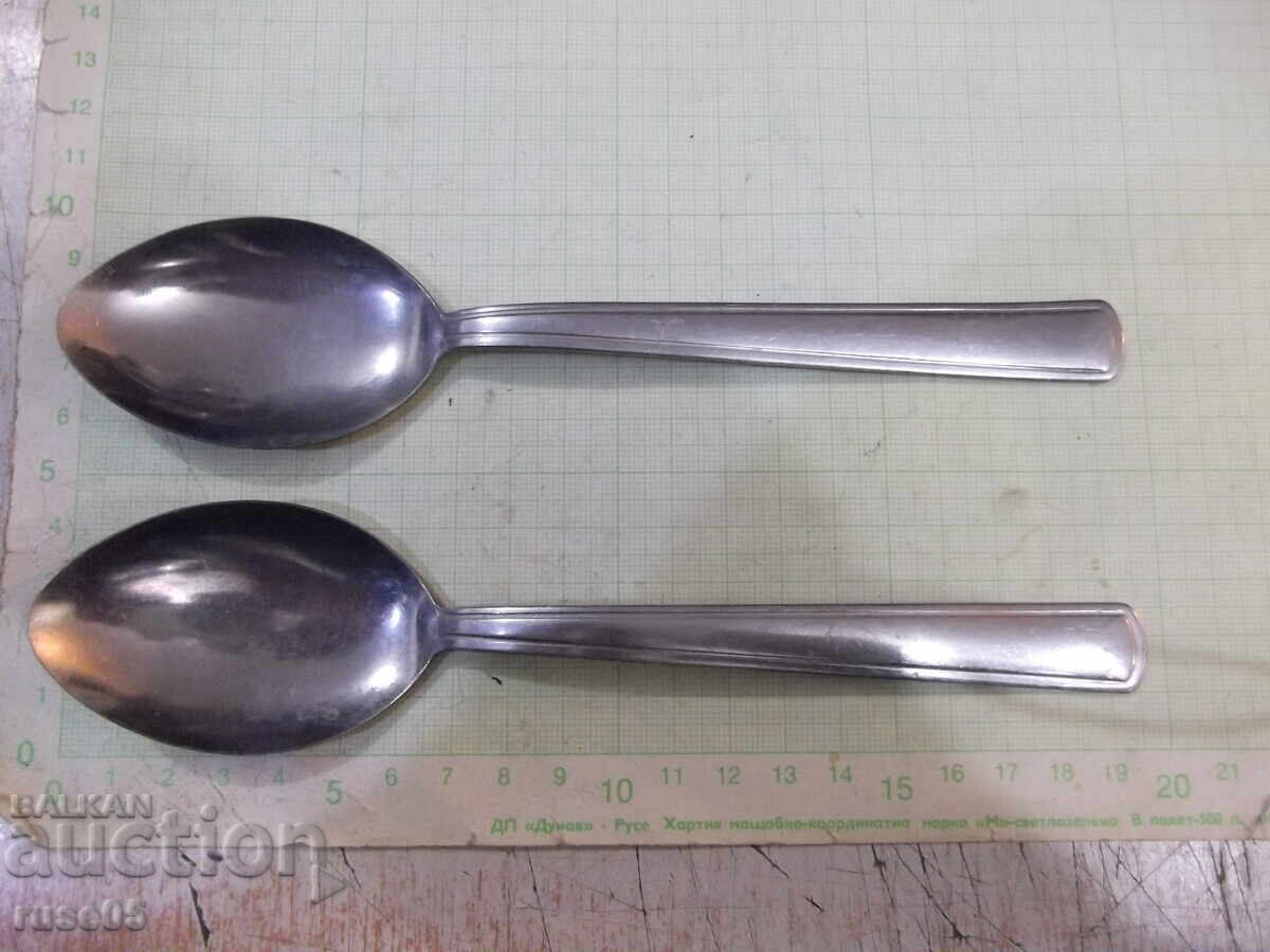 Lot of 2 spoons Lot of 2 spoons