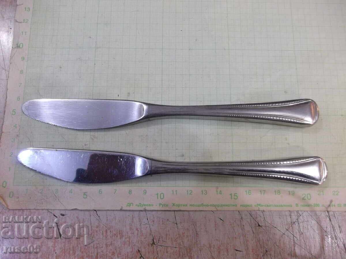 Licitație Lot de 2 buc. cuțite de serviciu Licitație Lot de 2 buc. cuțite de serviciu