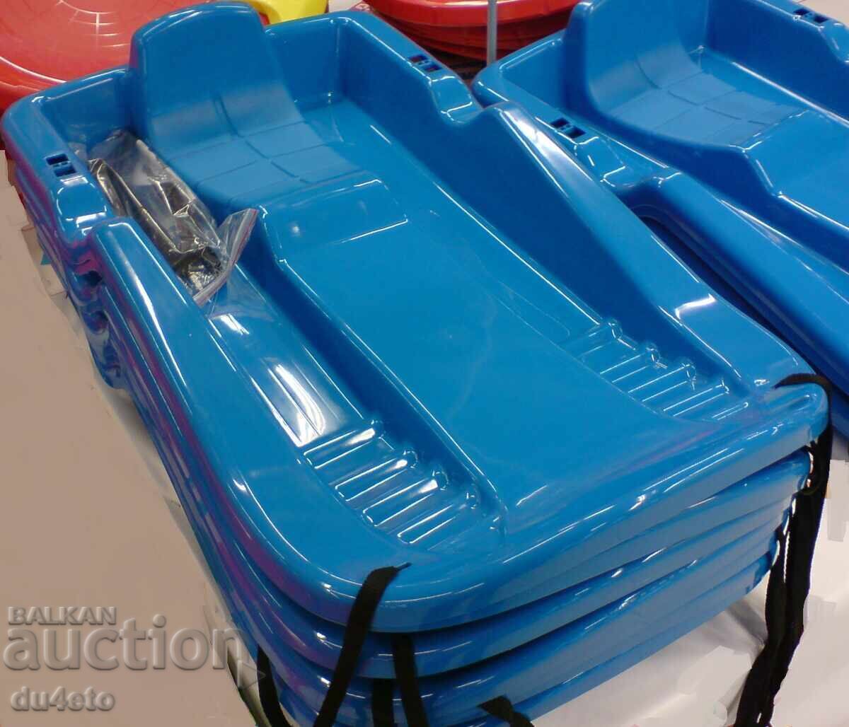 Children's winter snow sled with handles 86 x 46 x 15.5 cm. Children's winter snow sled with handles 86 x 46 x 15.5 cm.