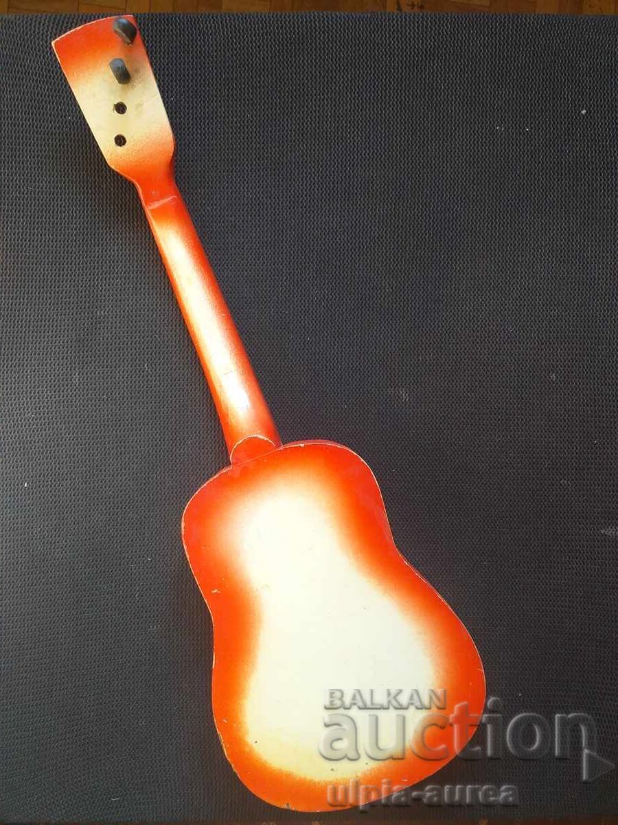 Soc children's guitar with price 7.00 BGN | € 3.58 Soc children's guitar with price 7.00 BGN | € 3.58