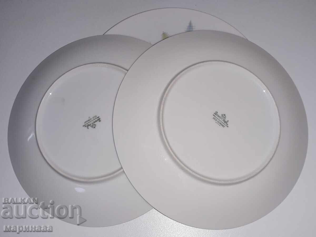 Delivery of VINTAGE PLATES '' ROSENTHAL''. PORCELAIN
