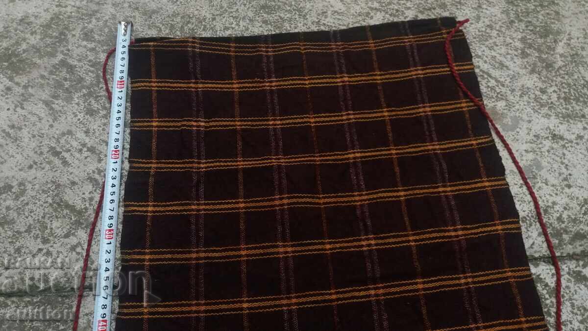 Delivery of OLD WOOL APRON - HANDWOVEN Delivery of OLD WOOL APRON - HANDWOVEN