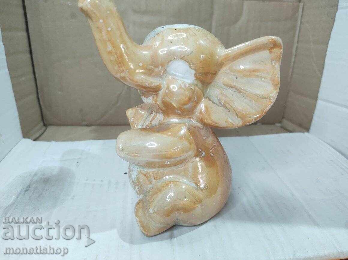 Πορσελάνινο ειδώλιο ενός ελέφαντα που χορεύει - 5