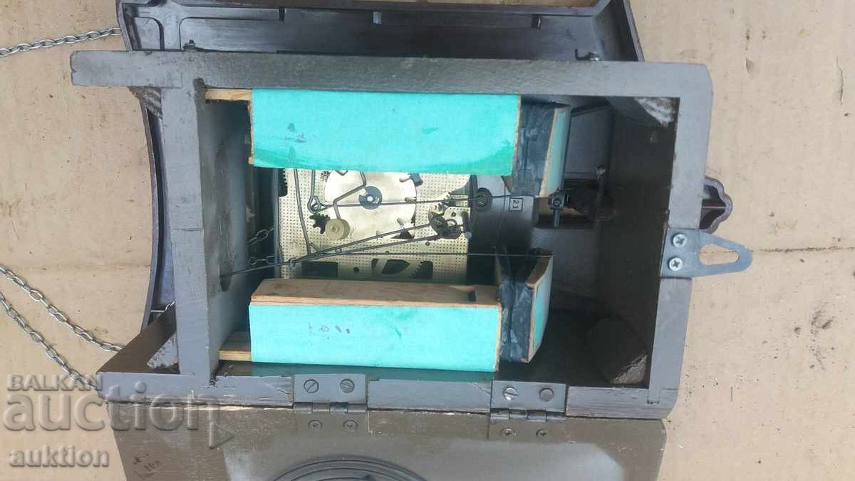 CUCKOO CLOCK - LIGHTHOUSE - 7 CUCKOO CLOCK - LIGHTHOUSE - 7