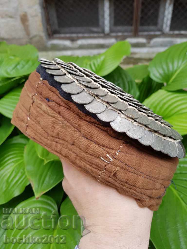 Доставка на Рядка възрожденска турска отоманска източна шапка с монети Доставка на Рядка възрожденска турска отоманска източна шапка с монети