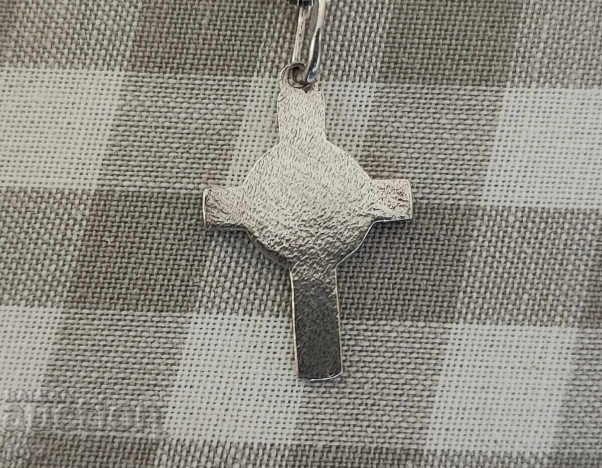 Auction SILVER NECKLACE with CROSS 3.22 grams / 925 HARDWARE Auction SILVER NECKLACE with CROSS 3.22 grams / 925 HARDWARE