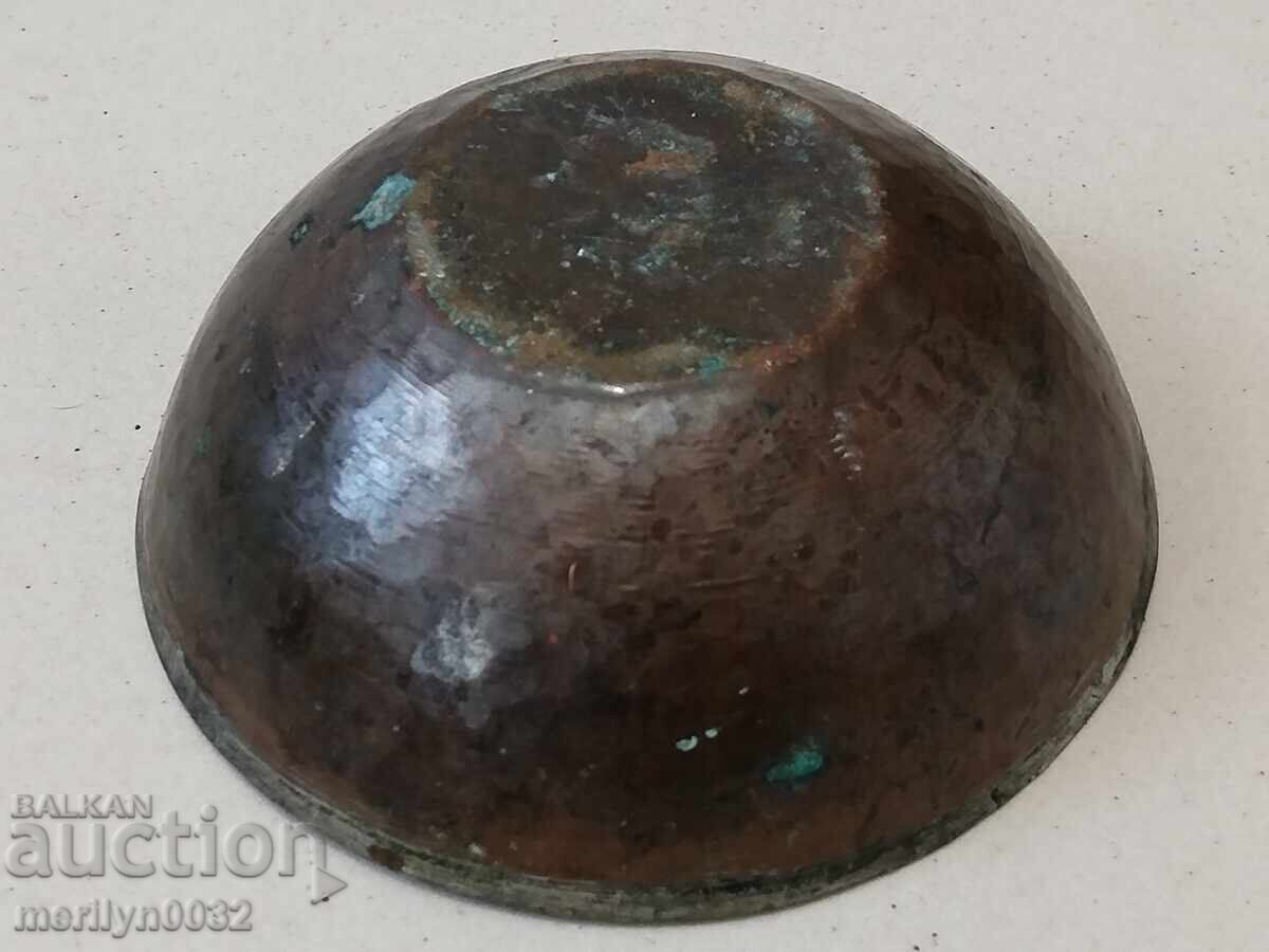 Old copper drinking cup copper vessel with price 59.00 BGN | € 30.17 Old copper drinking cup copper vessel with price 59.00 BGN | € 30.17