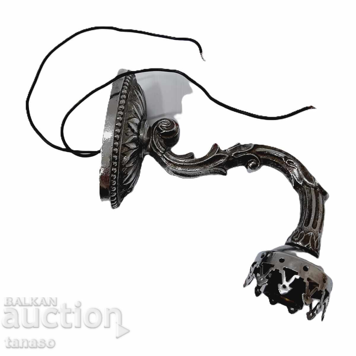 Auction  Old baroque sconce (10.4)