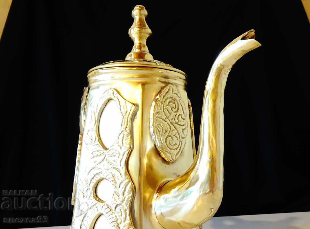 Persian Jug, Teapot with Appliques 1.11 kg with price 149.00 BGN | € 76.18