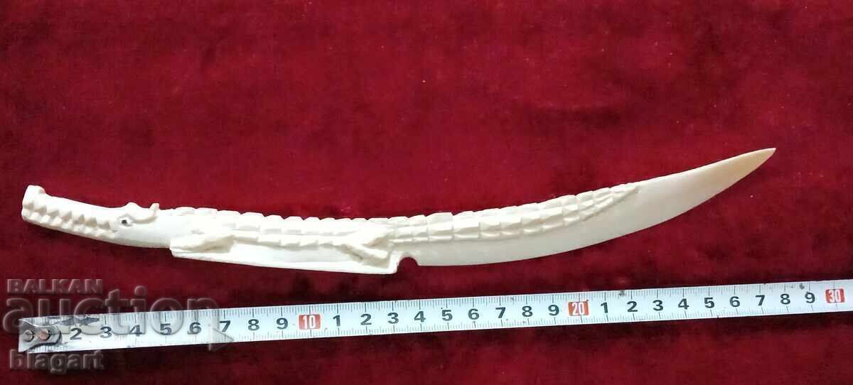 Crocodile - Ivory
